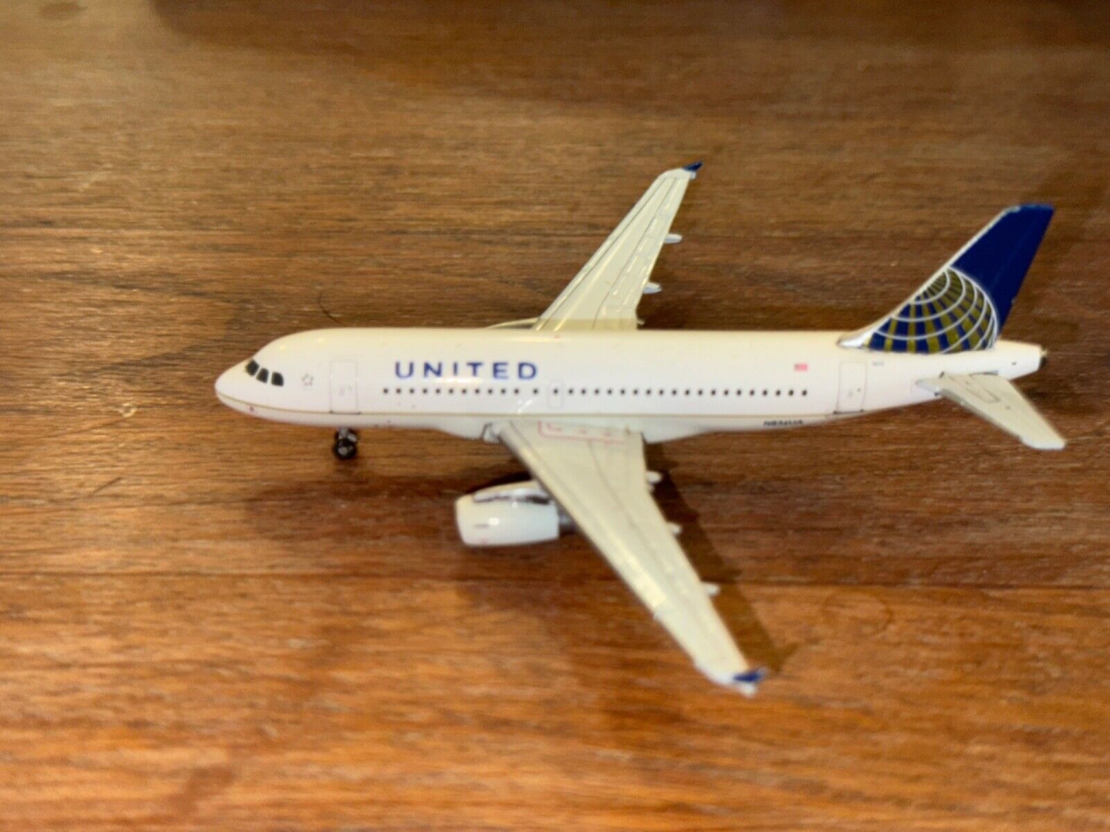 GeminiJets 1/400 United Airlines Airbus A319 N836UA 1:400 GJUAL1389