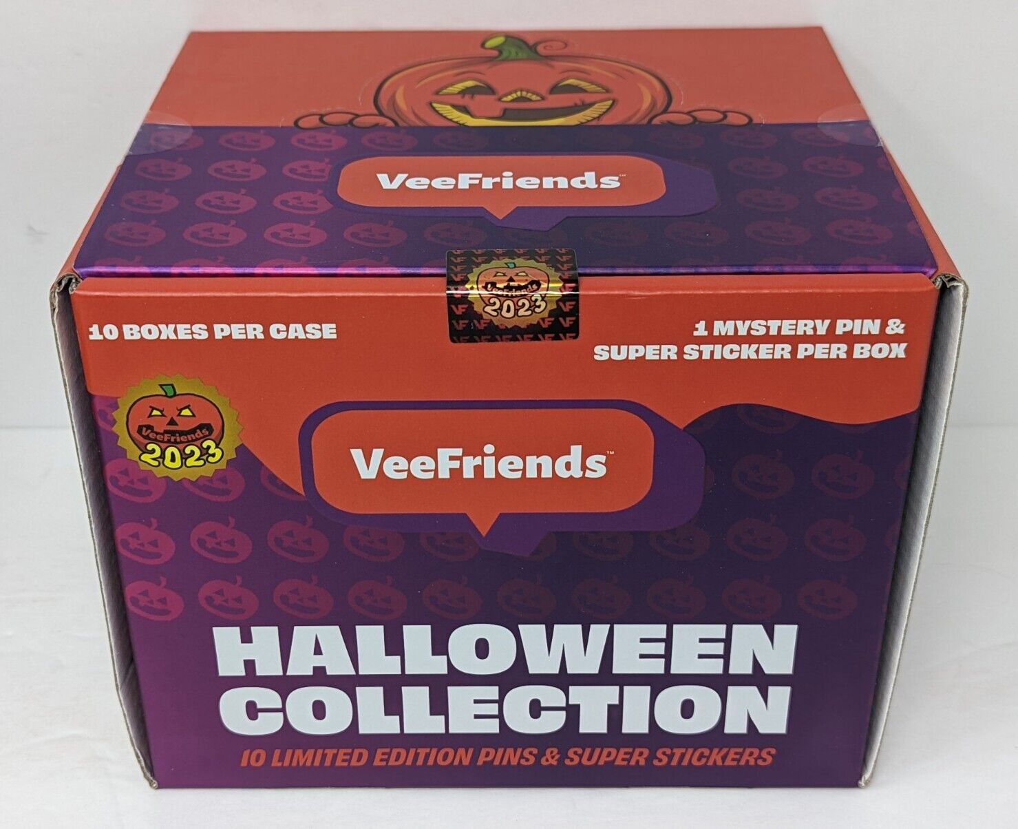 VeeFriends Spooktacular 2023 Halloween Pins +Super Stickers SEALED CASE 10 Boxes