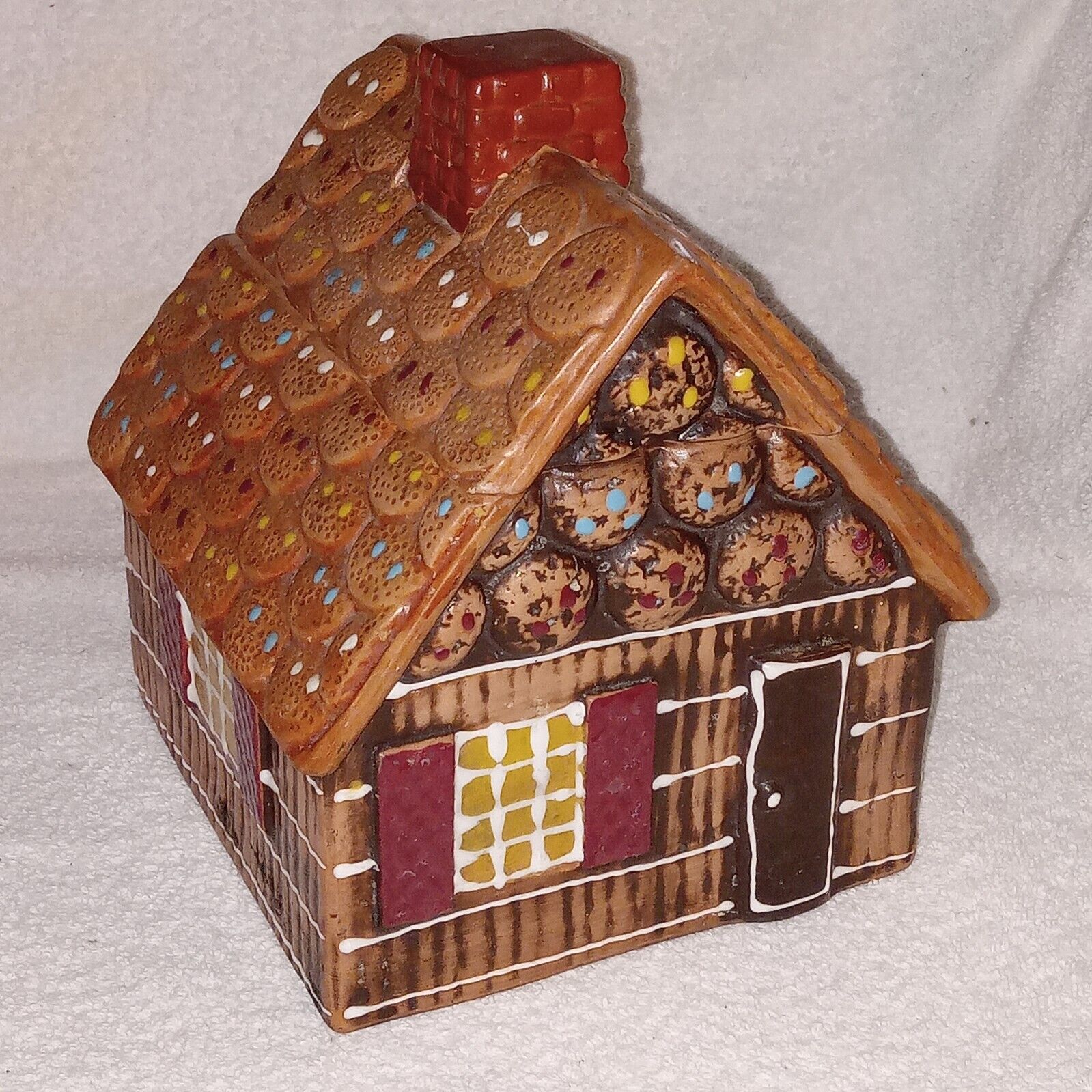 Holiday Kitchen Cookie Jar GINGERBREAD HOUSE Ceramic 7x7x8\