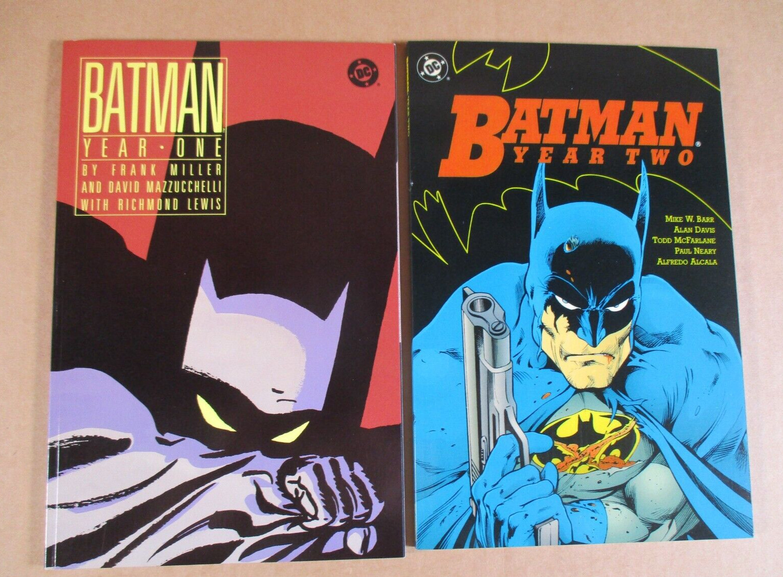 Batman Year One Year Two DC Comics Graphic Novel 1988 NM High Grade Books