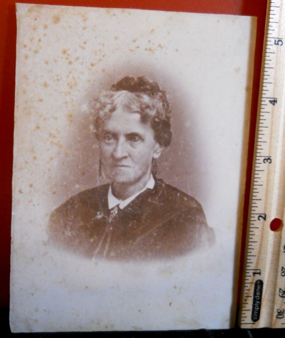 Half plate size Milk Glass Ambrotype of older lady, loose plate