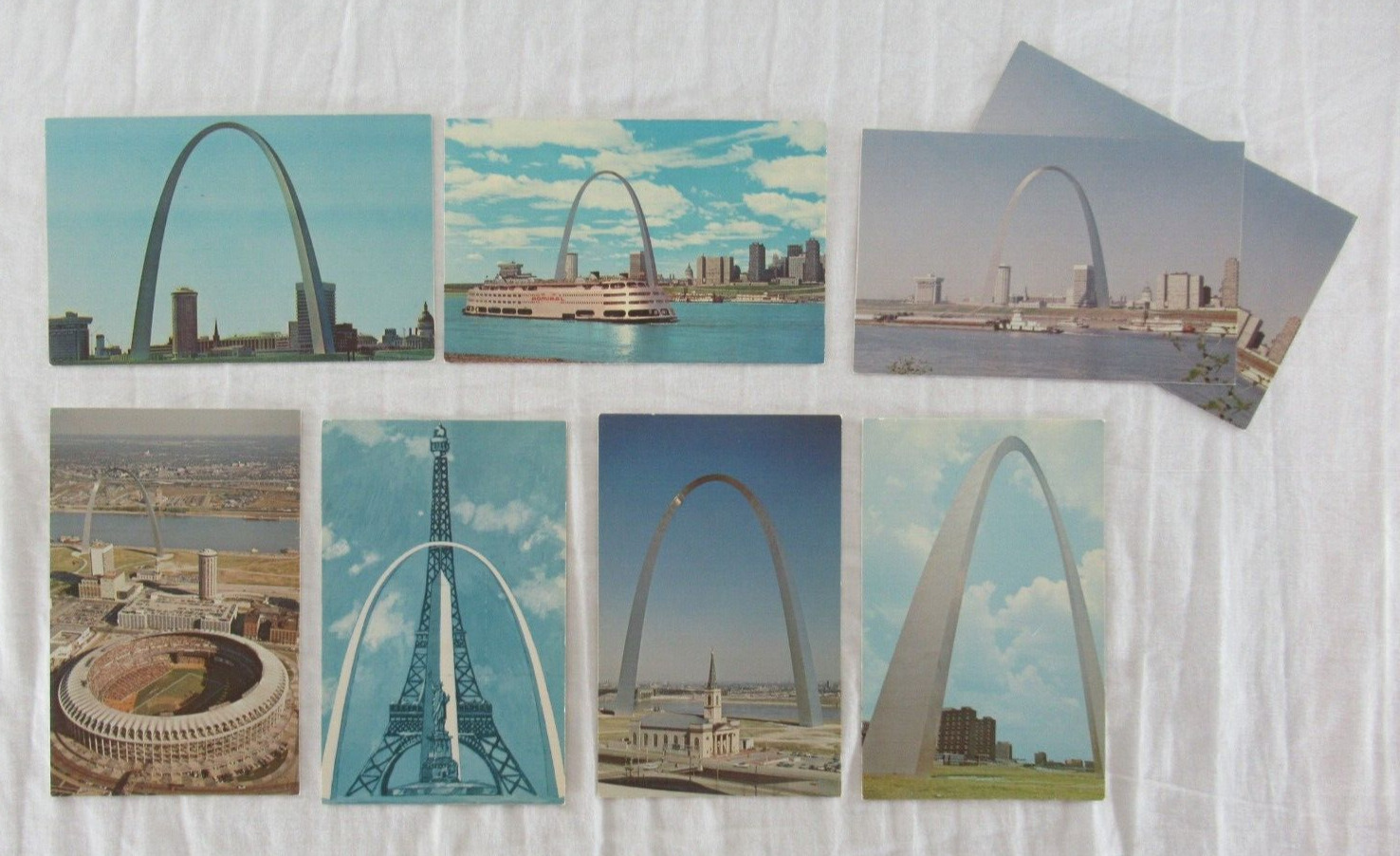 St. Louis Missouri Gateway Arch Postcards Mixed Lot of 8 UNUSED Vintage