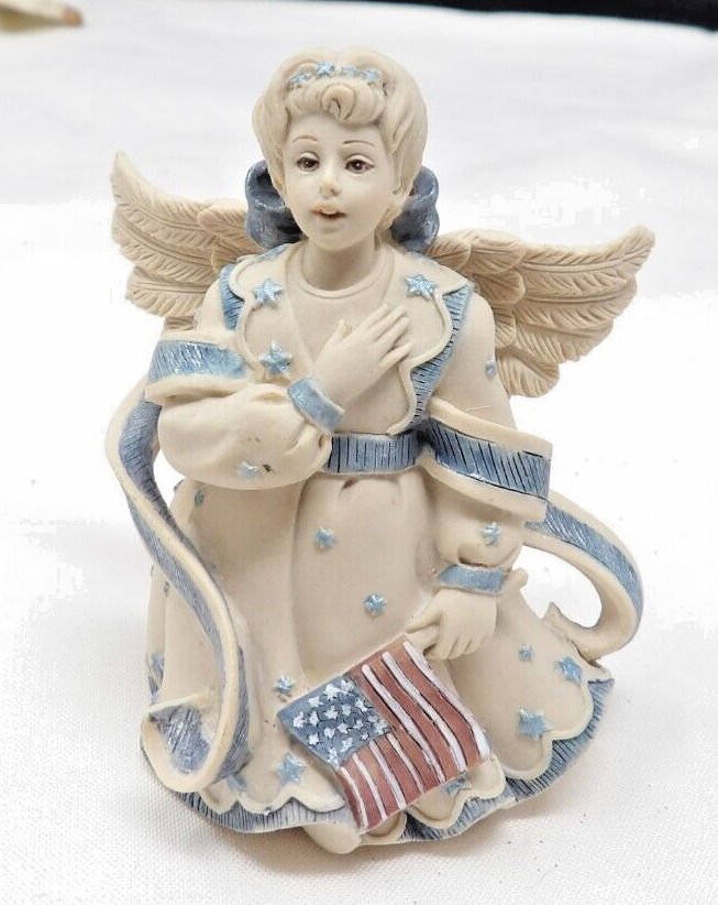 Sarah\'s Angels Mary Ann 2002 Mid Spring Figurine Patriotic American Flag 2 3/4\