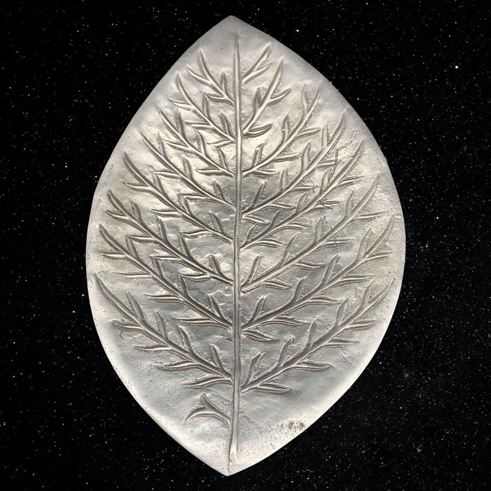 Vintage Silver Metal Leaf Shaped Trinket Dish 6.5”L 4.5”W