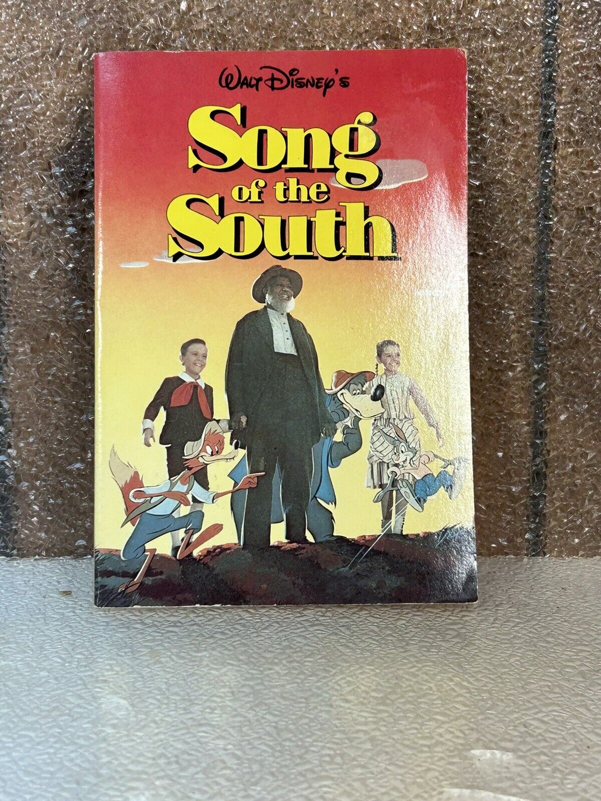 Vintage 1986 Disney's SONG OF THE SOUTH Book