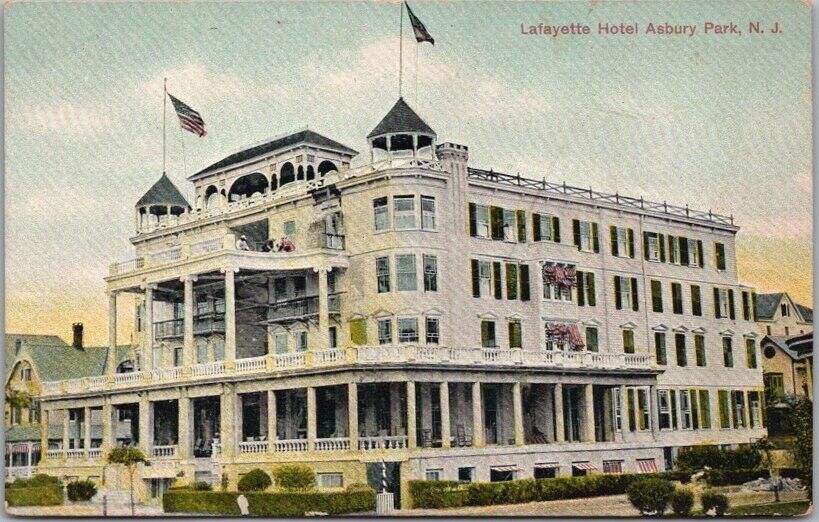 c1910s ASBURY PARK, New Jersey Postcard LAFAYETTE HOTEL Street View / UNUSED