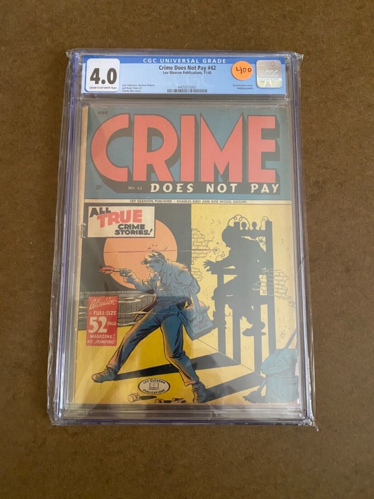 RARE Crime Does Not Pay #42 - Lev Gleason Pub. 1945 CGC 4.0 Electrocution cover