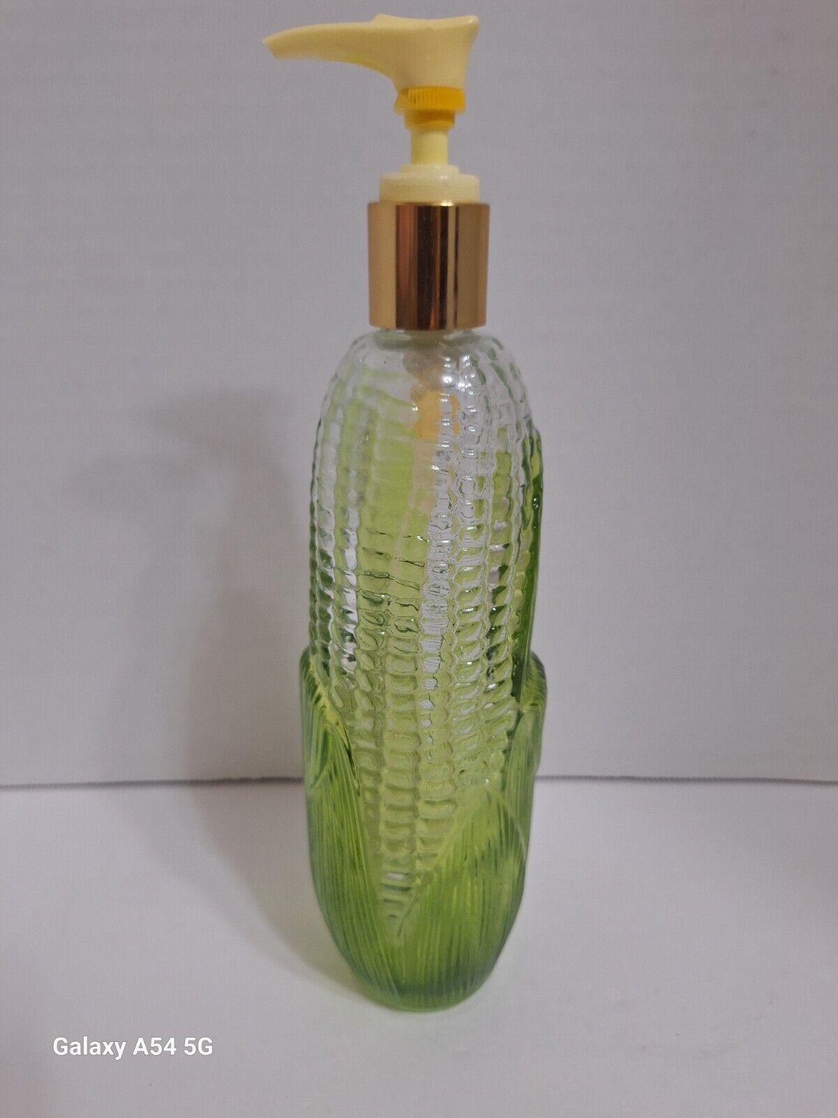 Vintage Avon Garden Harvest Corn Cob Ear Soap Dispenser & Pump Green Glass 1978