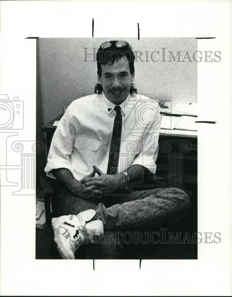 1990 Press Photo Ronald Stewart