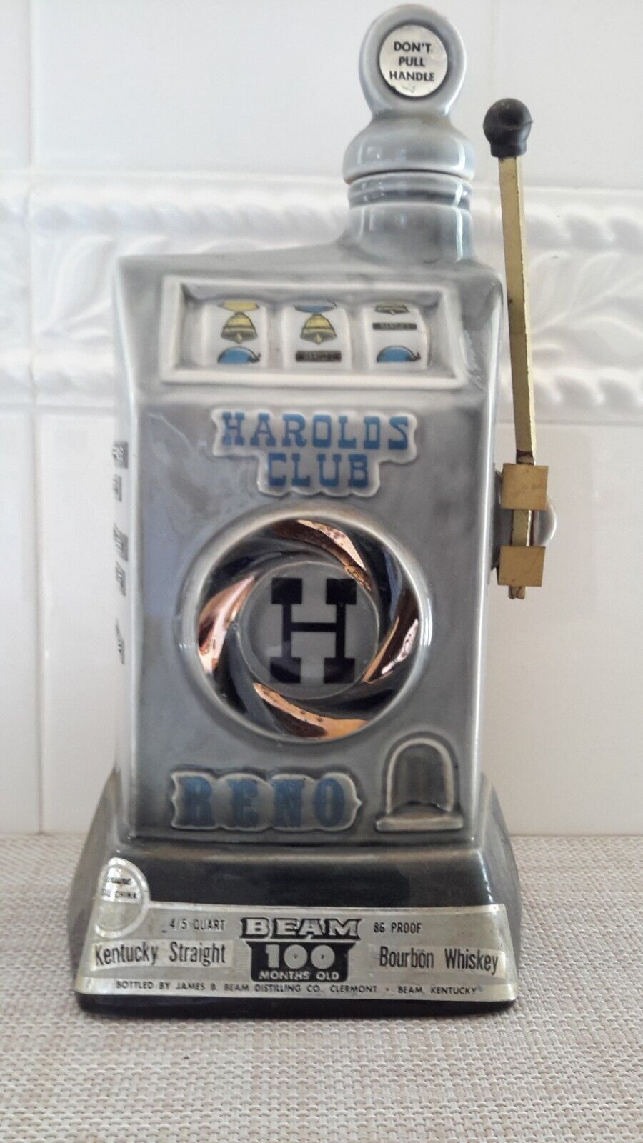 Vintage 1968 Jim Beam Decanter Harolds Club Reno Slot Machine Bourbon Whiskey