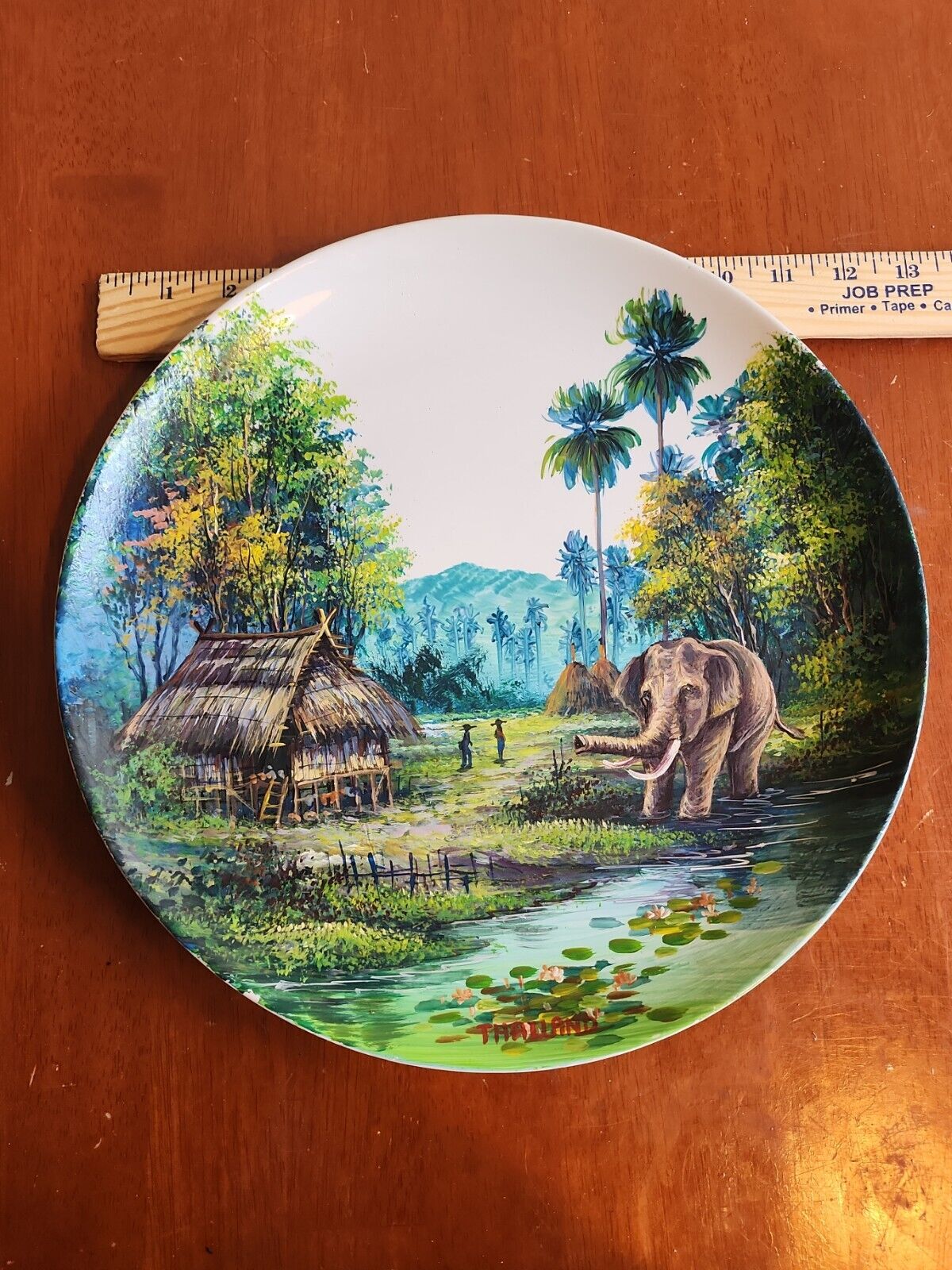 Elephant Plate Hand Painted 12 inch Thailand wall art decoration jungle scene