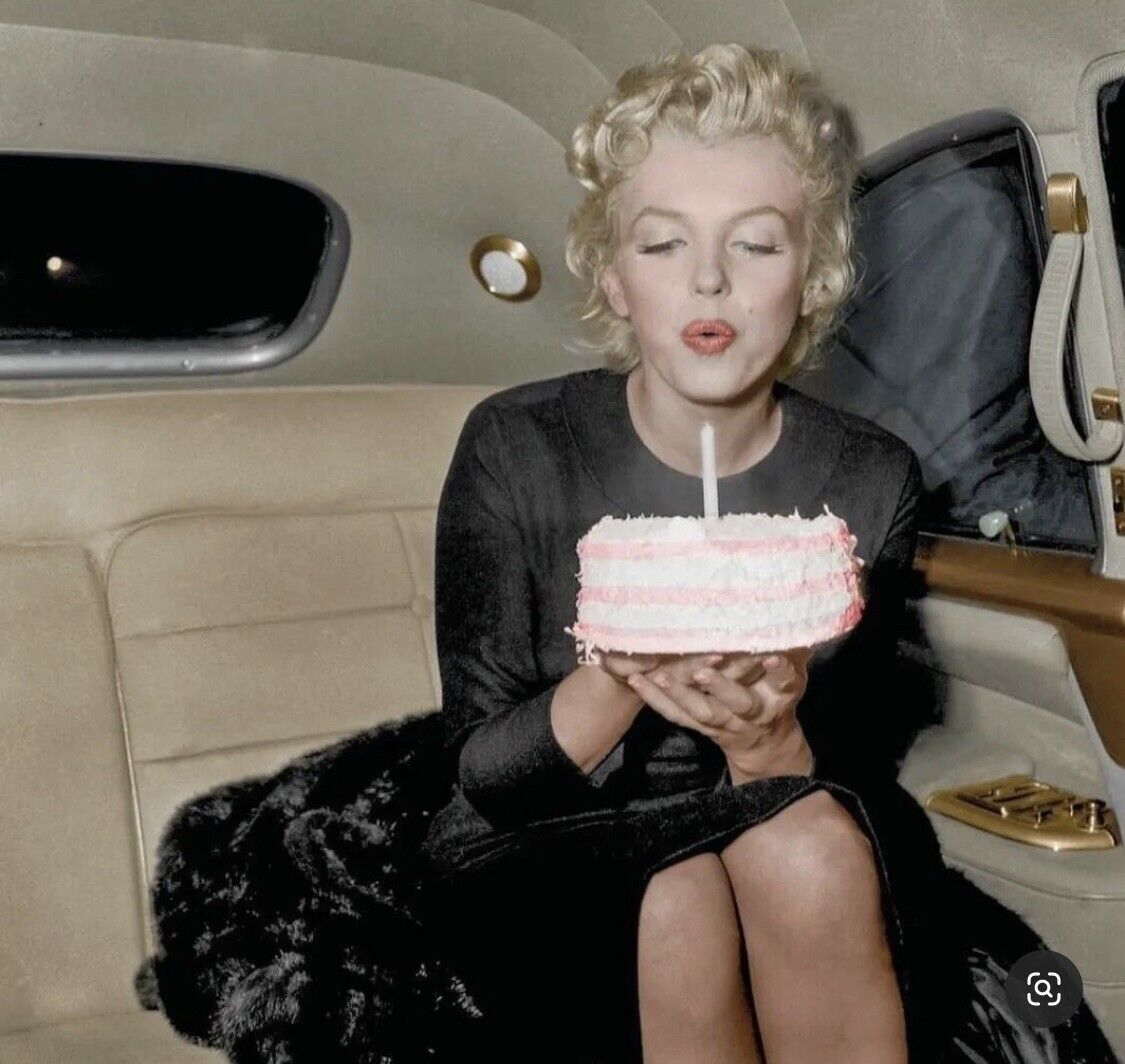 MARILYN MONROE - A BIRTHDAY CAKE ALL TO HERSELF ??