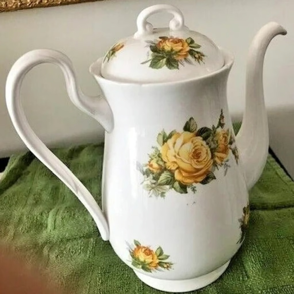 SHELLEY made ENGLAND Large Yellow Rose Coffee Pot  Hard to Find Antique