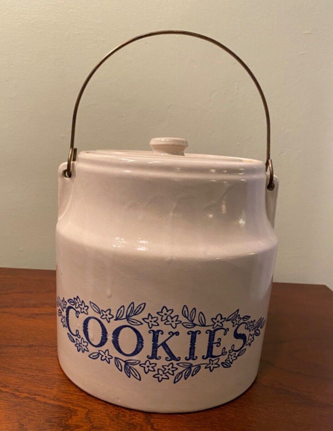 Antique Monmouth ILL USA Glazed Stoneware Cookie Jar w Wire Handle