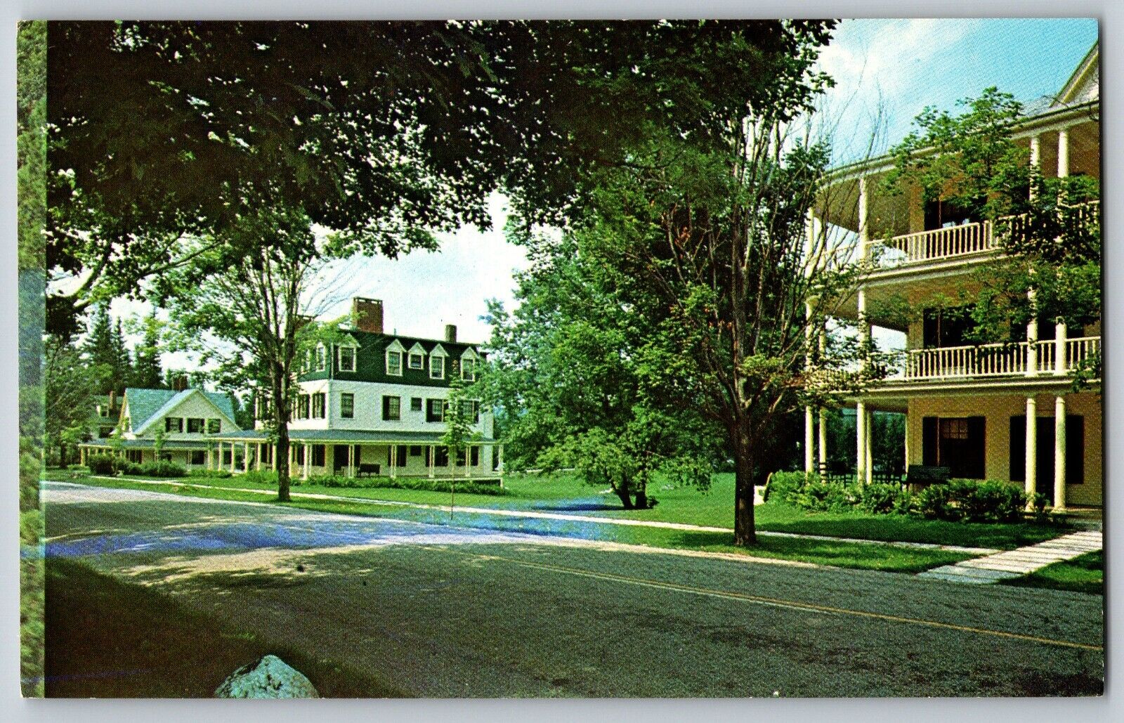 Middlebury, Vermont VT - Building Of Middlebury College - Vintage Postcard