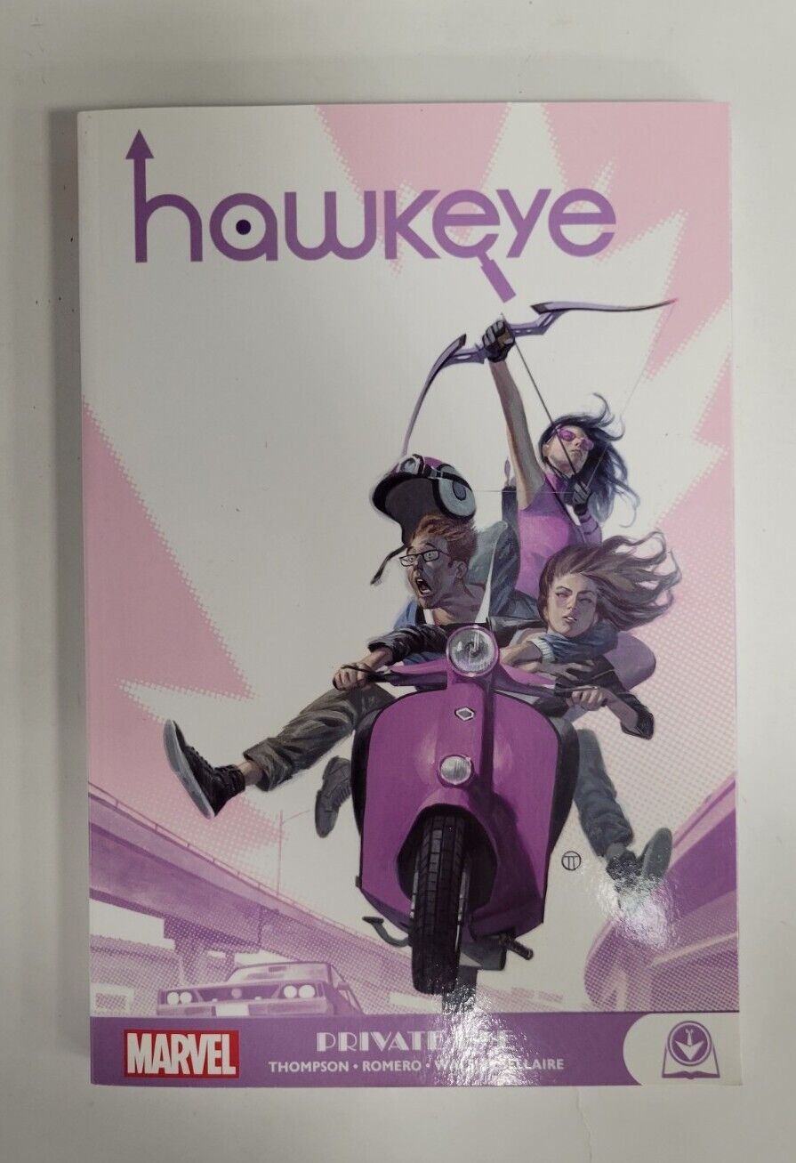 Hawkeye - PRIVATE EYE - 9 x 6 - Marvel - Graphic Novel TPB