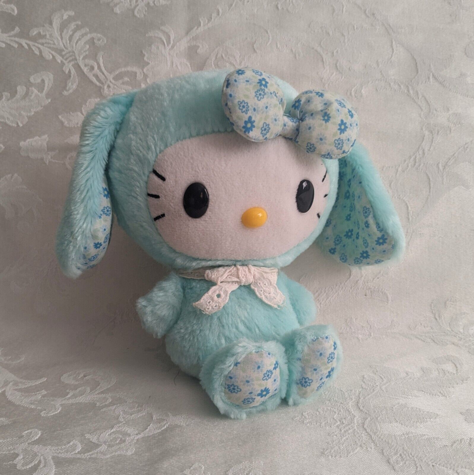 Hello Kitty Rare Sanrio Eikoh Mint Floral Bunny Plush 7\