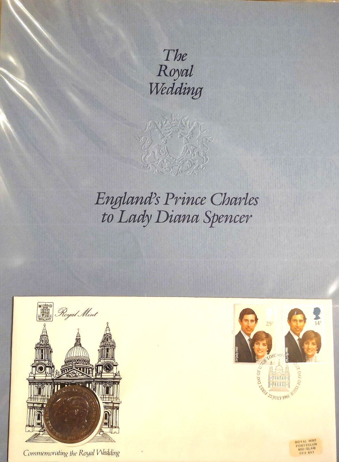 Princess Diana and Prince Charles Wedding Invitation album 23 pages