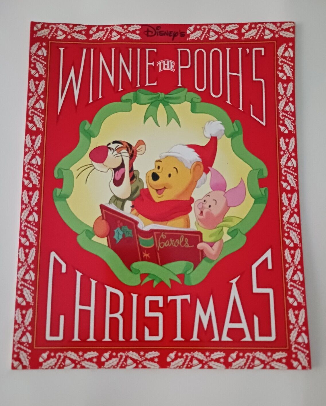 Disney\'s Winnie The Pooh\'s Christmas Book