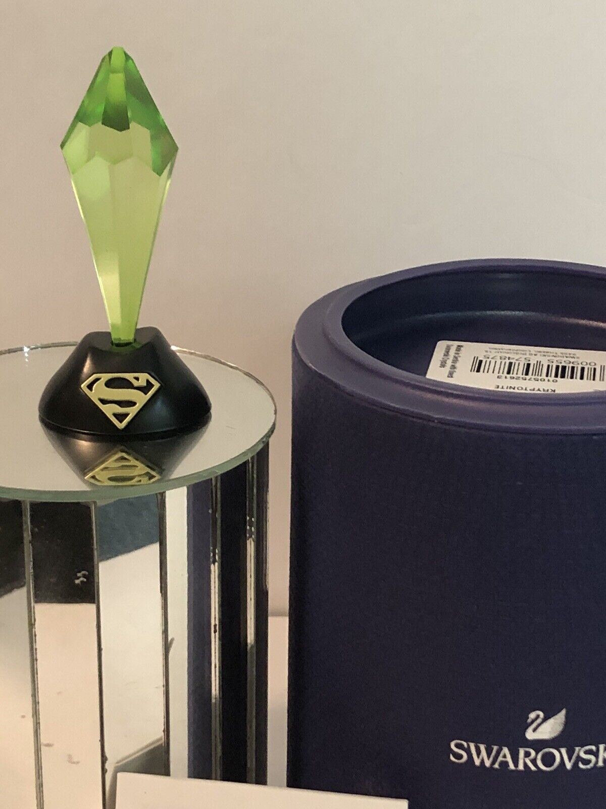 New In Box Swarovski Crystal 5557487 Kryptonite DC Comics Superman Accessory