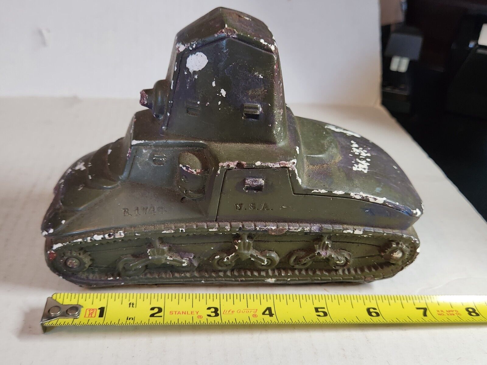 Vintage War Bonds Ceramic Tank Bank B1748 USA