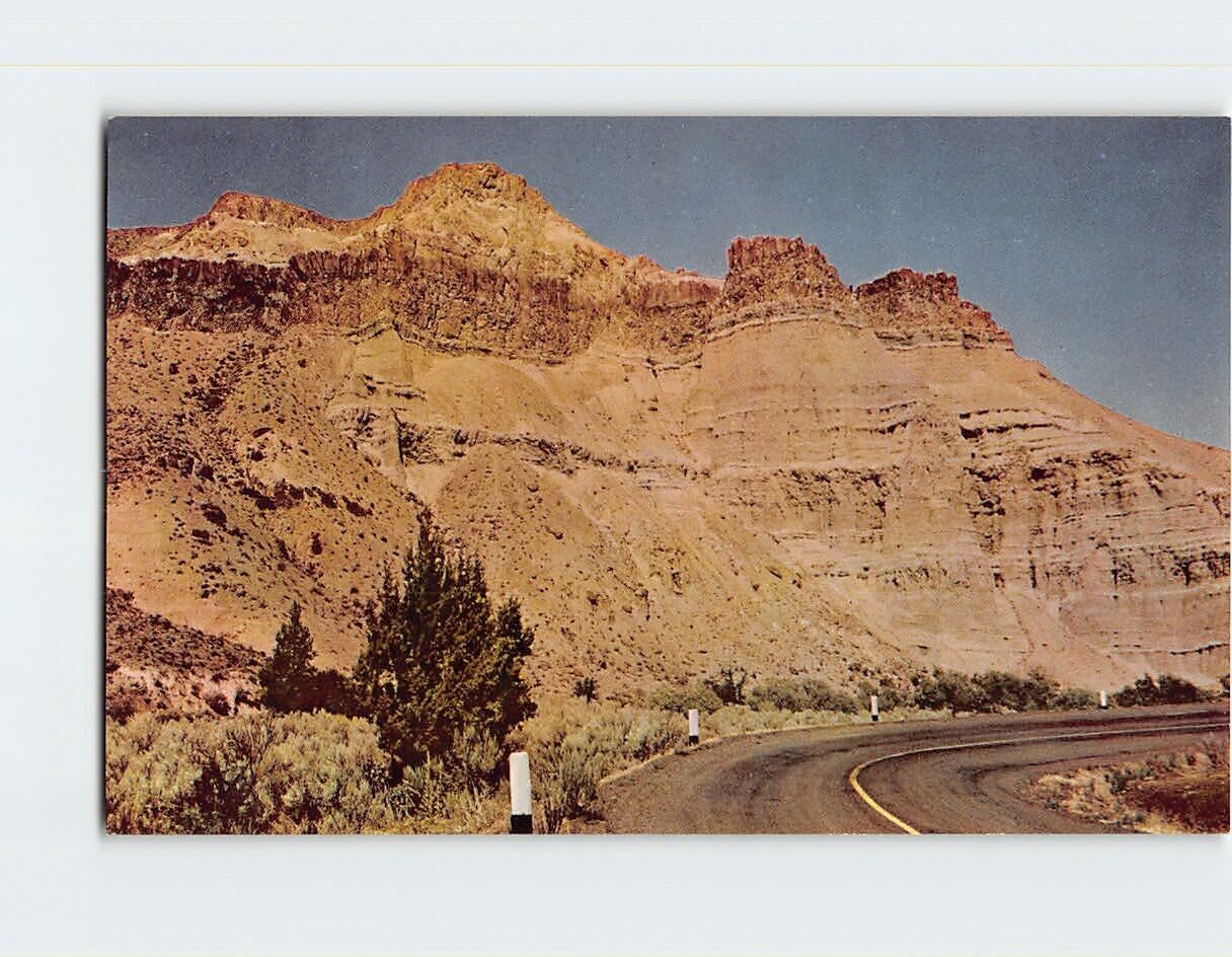 Postcard Picture Gorge in the John Day Country of Oregon USA