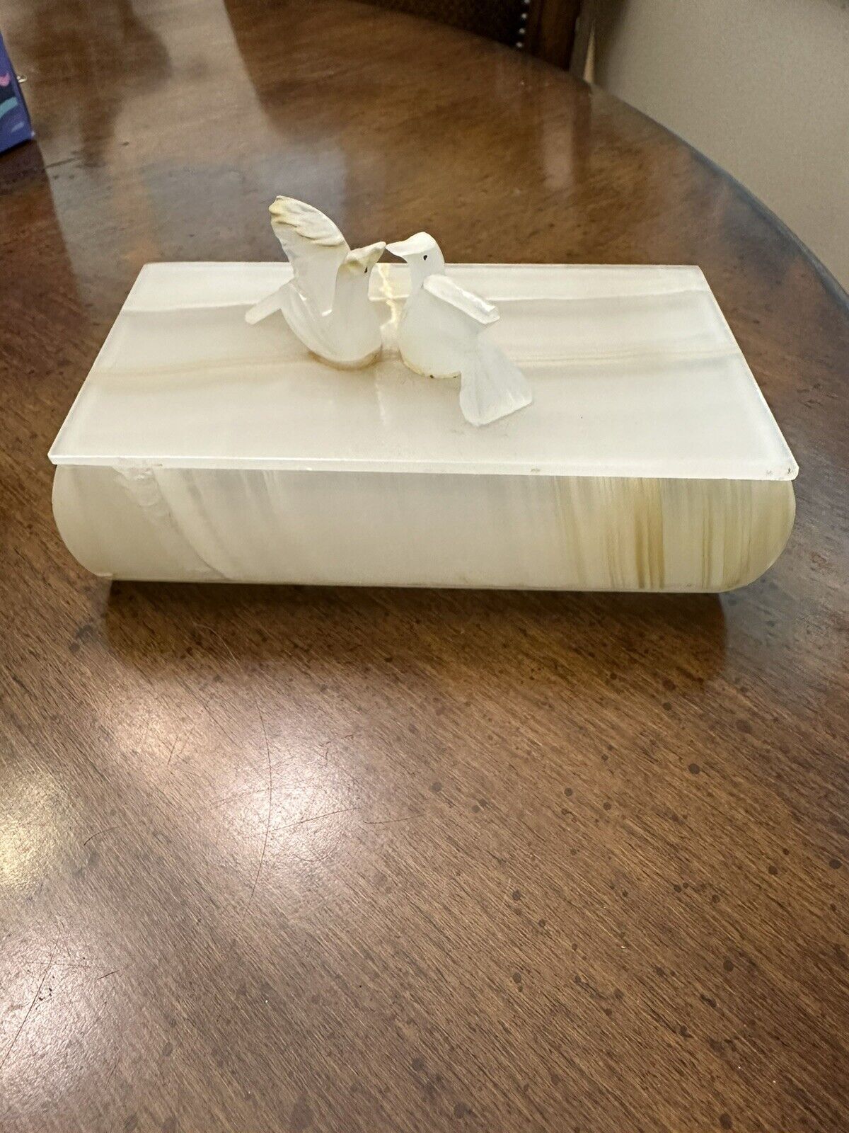 Vintage White Onyx Trinket Box with Kissing Birds on Lid 