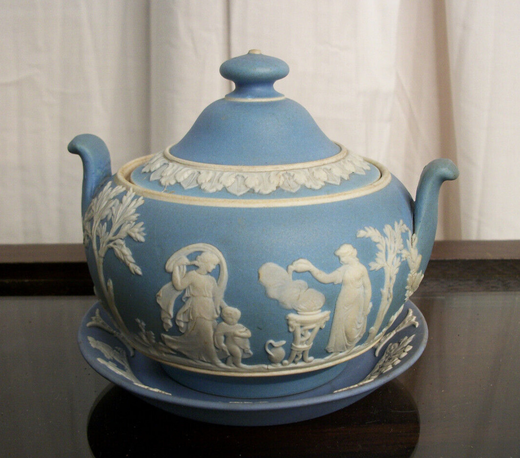 Vintage Wedgwood Jasperware Blue Lidded Sugar Bowl, Handled with Underplate