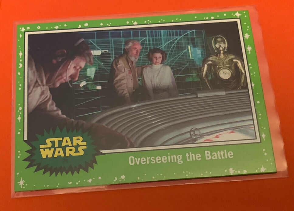 OVERSEEING THE BATTLE 2017 Topps Journey To The Last Jedi Green Parallel