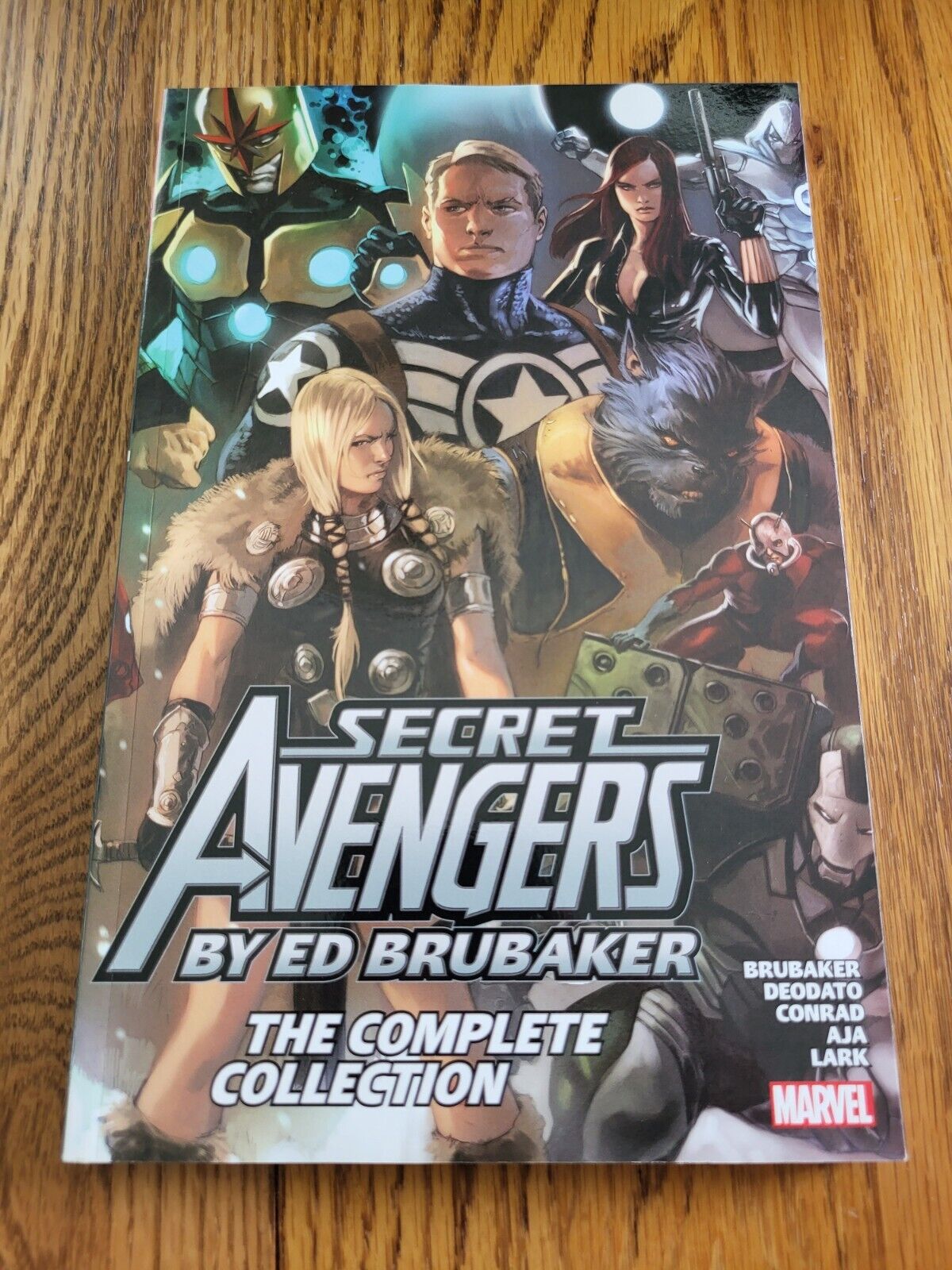 Marvel Comics Secret Avengers by Ed Brubaker - Complete (Trade Paperback, 2018)