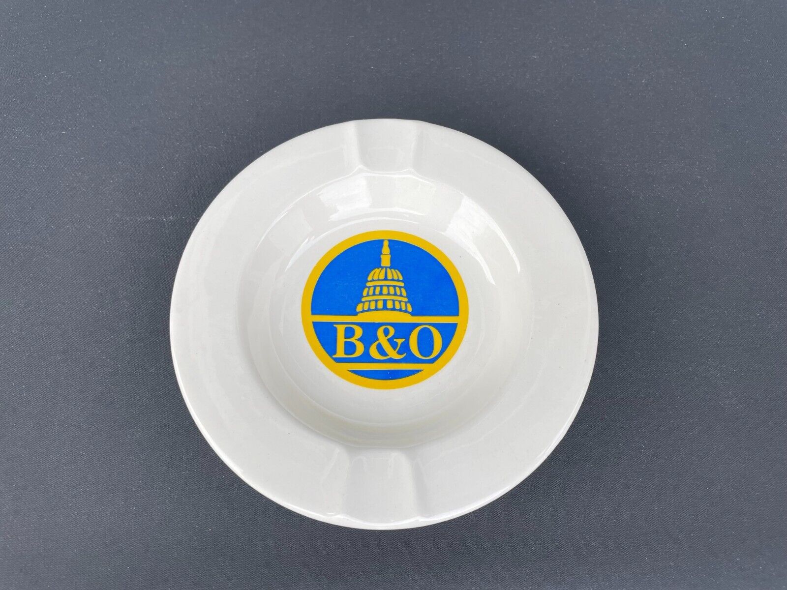 B & O Railroad Vintage Ceramic Ashtray - 5 1/4\