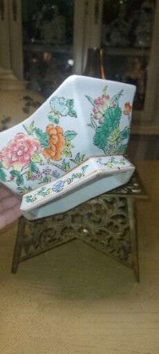 Beautiful  Asian Porcelain  Footed Planter Vase