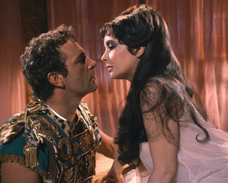 Cleopatra Elizabeth Taylor Richard Burton romantic 8x10 Vivid Color Photo