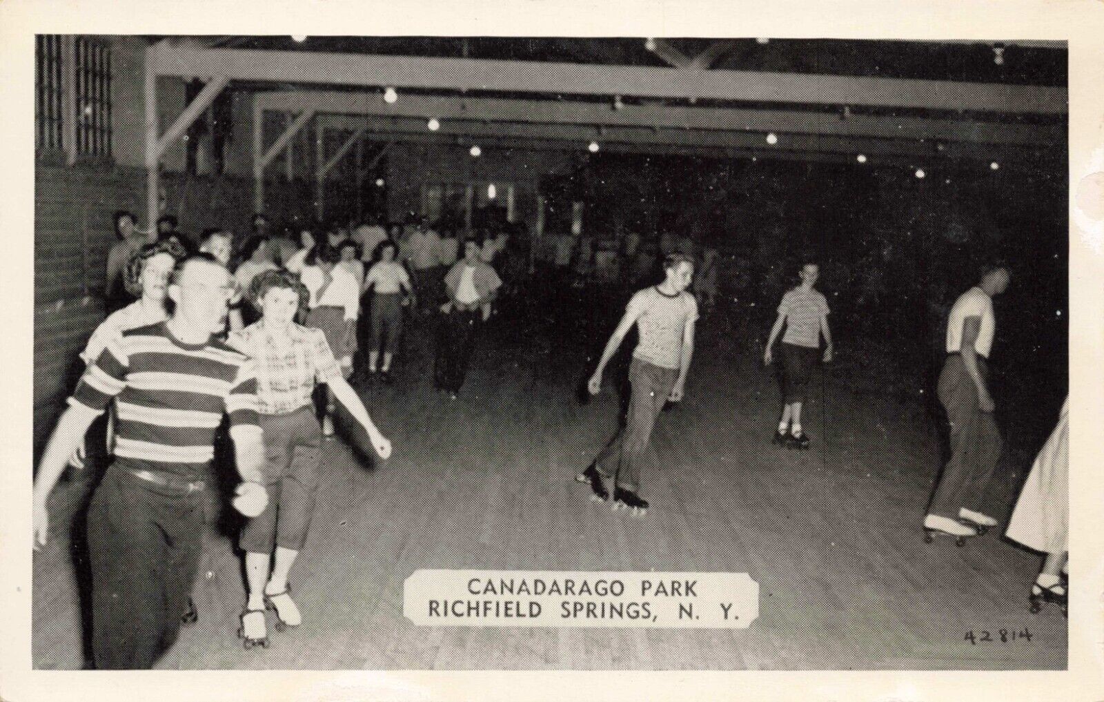 NY-Richfield Springs, New York-Roller Skating-Canadarago Park c1940\'s A39