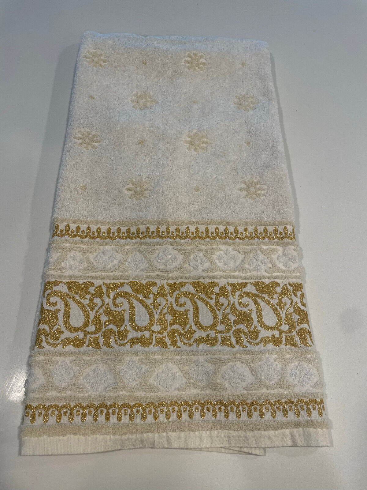 Vintage Callaway Maharanee  Ivory Gold SCULPTURED Bath Towel  Gorgeous 47x24