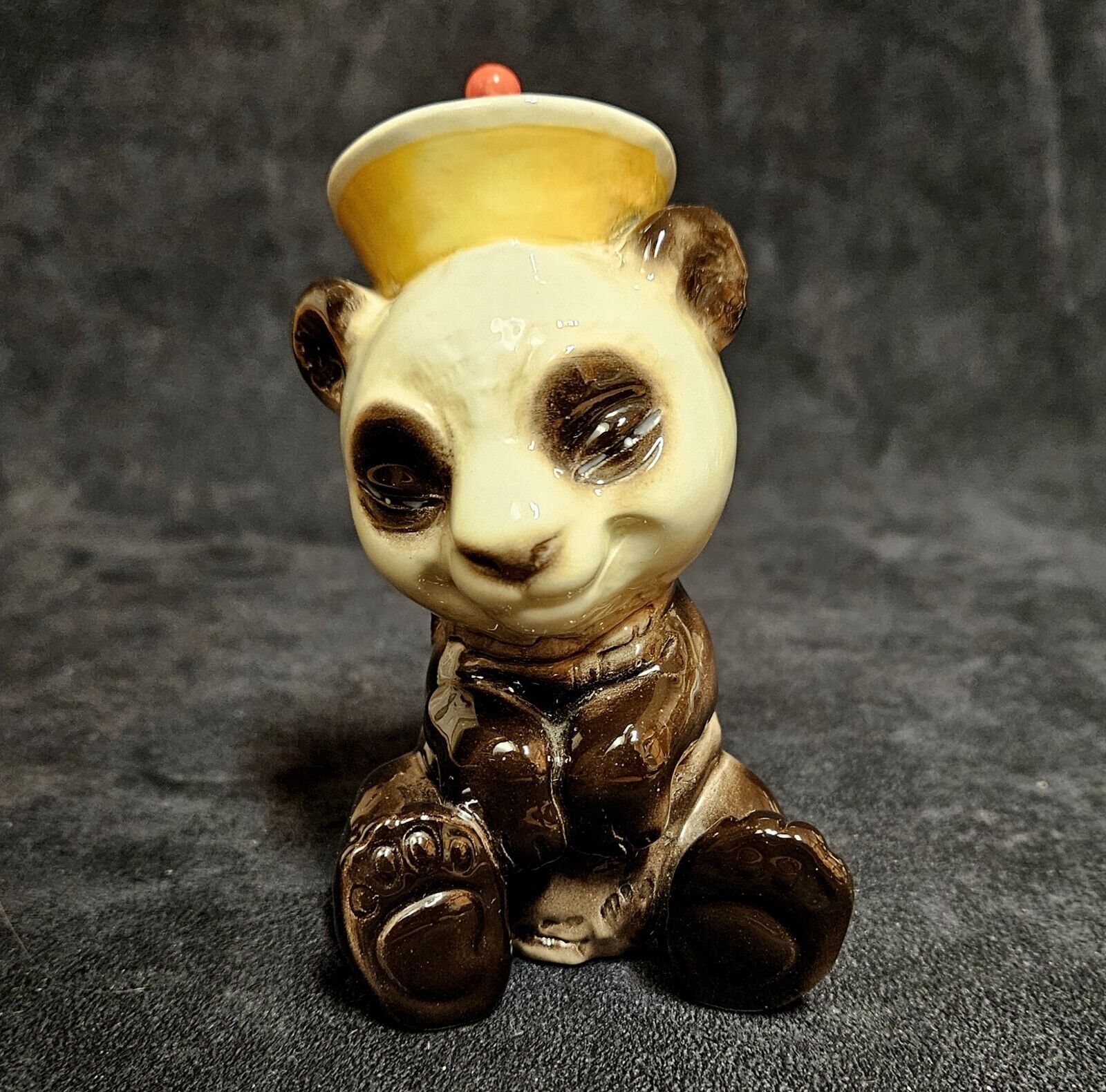 Goebel CHINESE PANDA BEAR Hat Figure 33 519 W Germany Figurine 4.3\