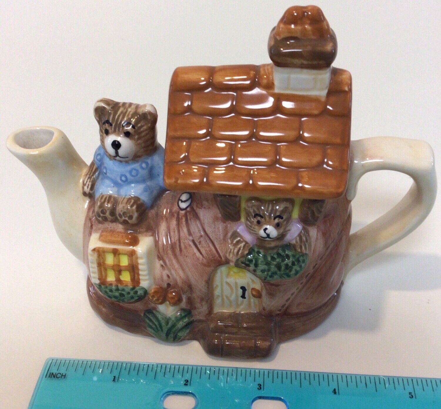 Tea-Nee Two Little Bears Shoe House Teapot/ Creamer 