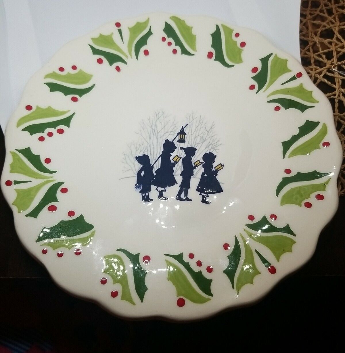 Vintage 1988 Handcrafted by Design Tiles Christmas Carolers Decorative Plate
