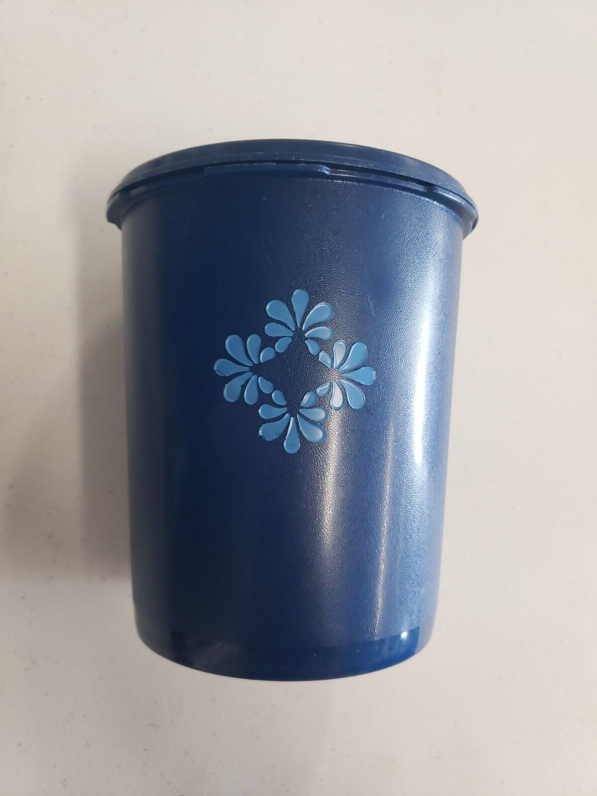 Vintage Dark Blue Tupperware Canister 809-6 with Lid 810-32