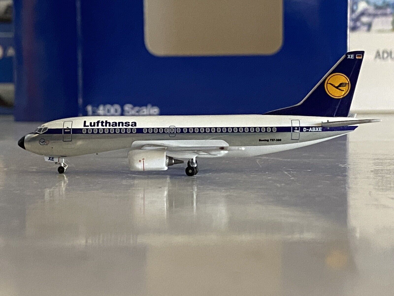 Aeroclassics Lufthansa Boeing 737-300 1:400 D-ABXE ACDABXE