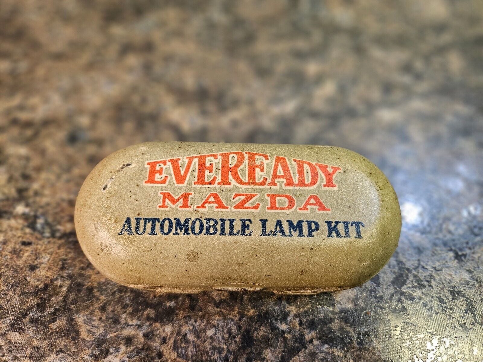 Vintage Eveready Mazda Automobile Lamp Kit ~ Metal Case & 3 Bulbs