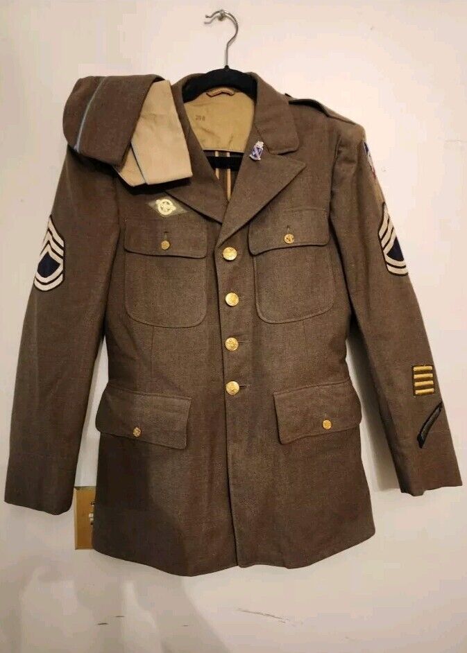 WWII WW2 US Army Dress Uniform Jacket Size 39r 2 caps