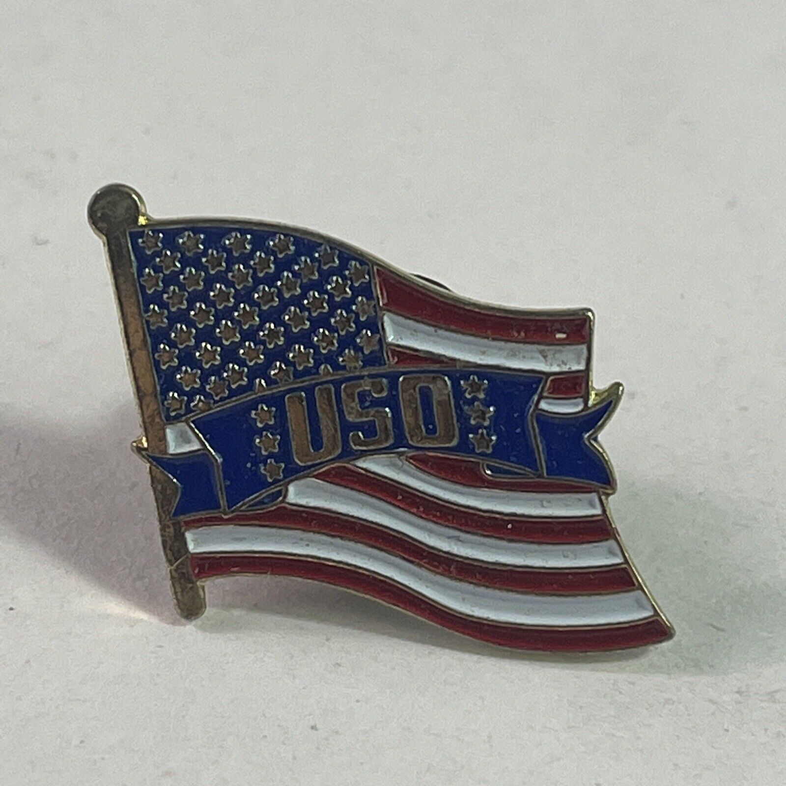 USO United Service Organization USA Flag Pin Lapel Enamel Collectible
