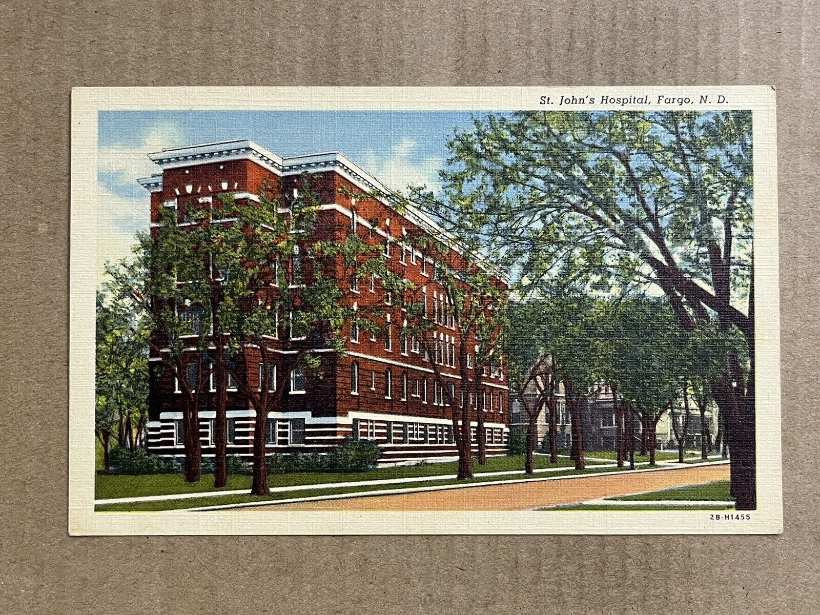 Postcard Fargo North Dakota ND St. John’s Hospital Linen Vintage
