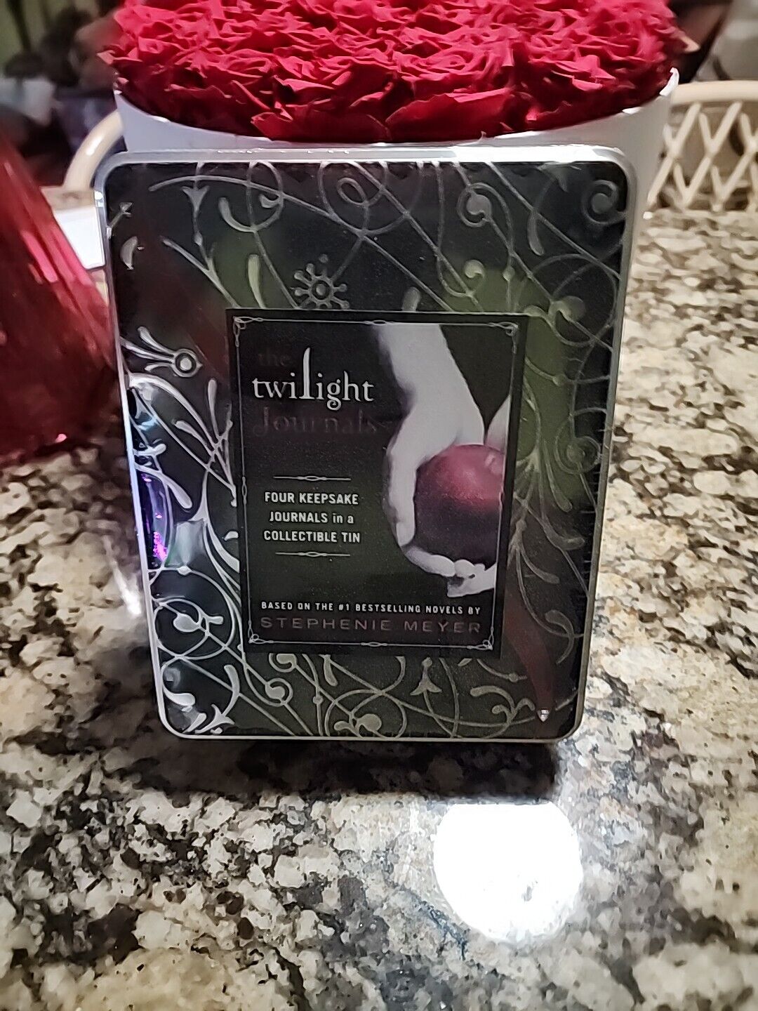 The Twilight Journals Collectible Tin Four Keepsake Journals Factory Sealed 