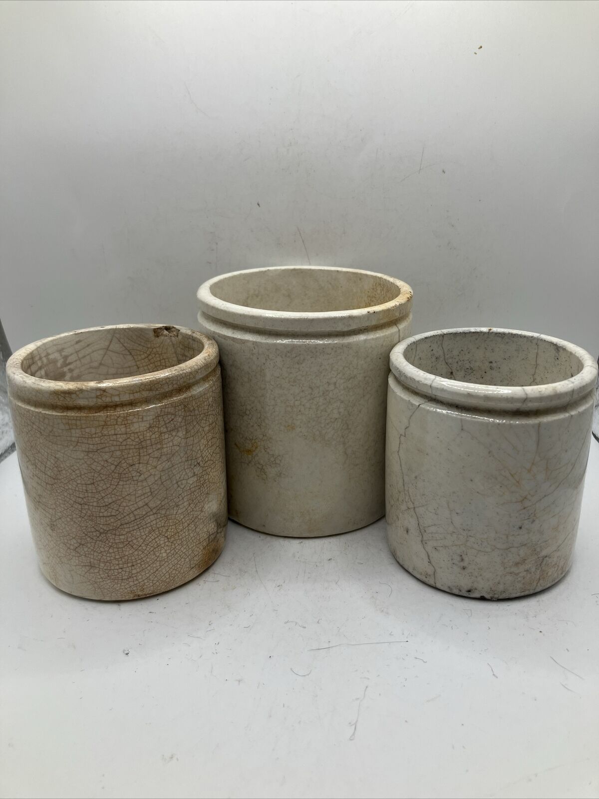3 Old Super Stained And Crazed Jars And Pots (N)