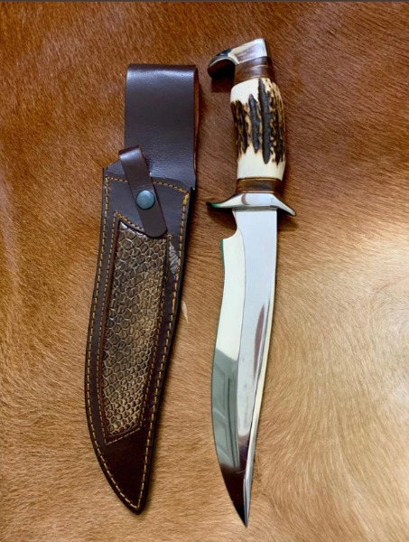 Custom handmade D2 steel Skinner knife with leather sheath ,Stag horn handle