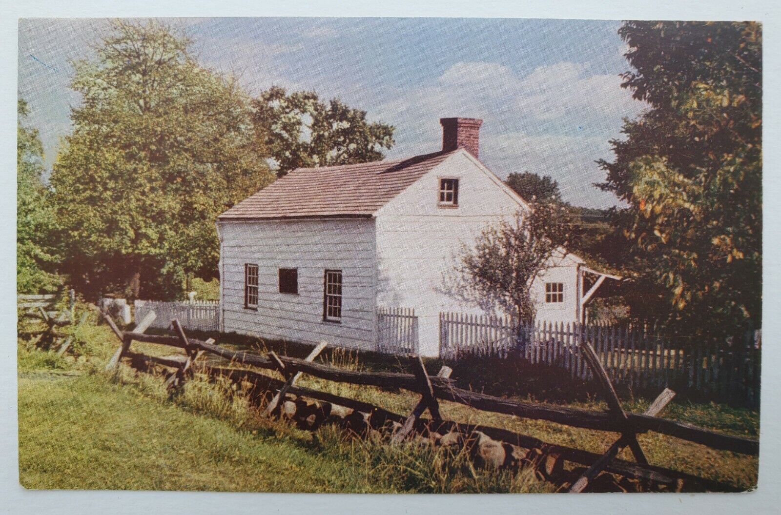 Gettysburg, PA General George Gordon Meade\'s Headquarters Chrome Postcard J13