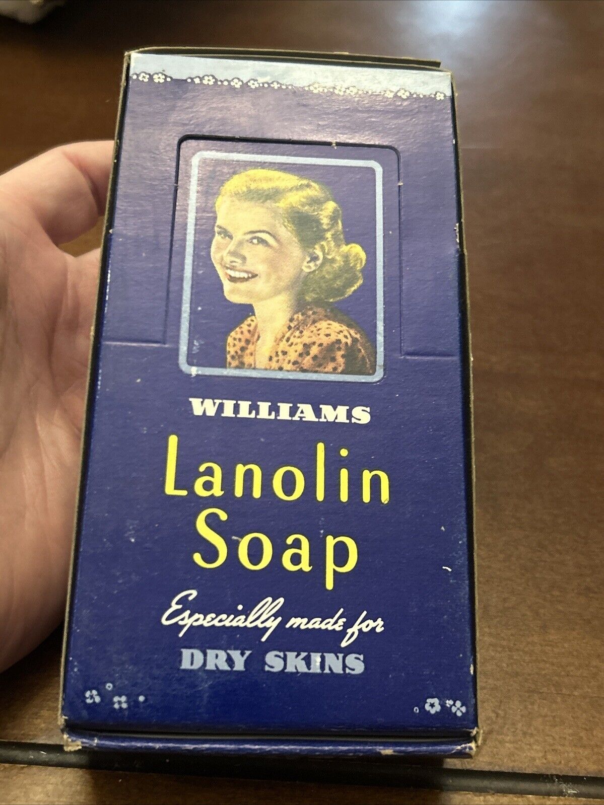 Vintage Williams Lanolin Soap Complete Graphic Store Display With Unopened Bars