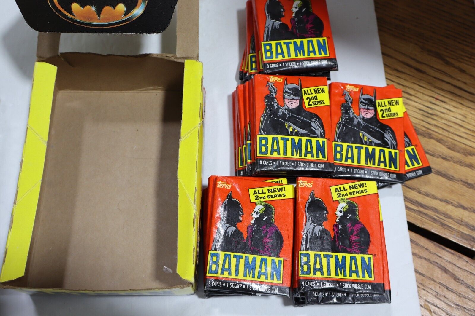 1989 Topps - BATMAN - 2nd Series - Wax Box with 32 Unopened Packs